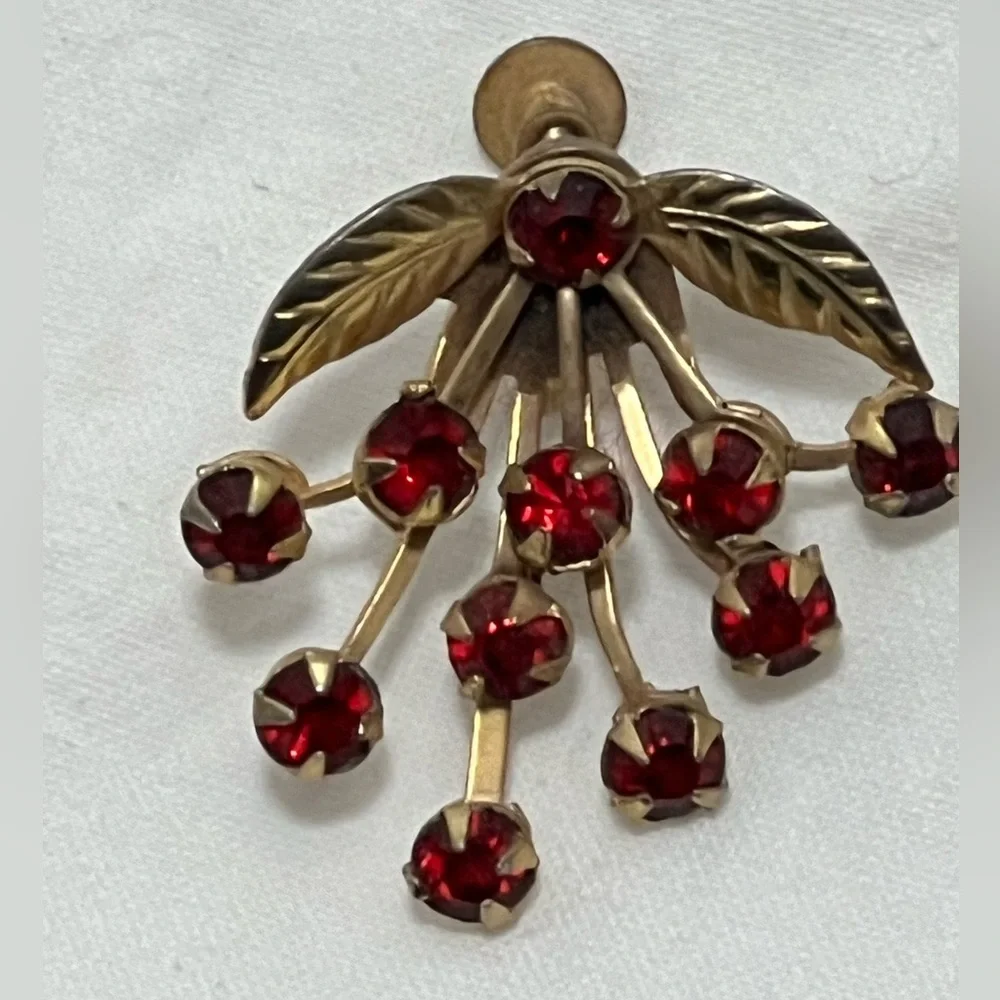 Vintage • Gold Tone Leaf • Garnet Rhinestone • Screw Back Earrings